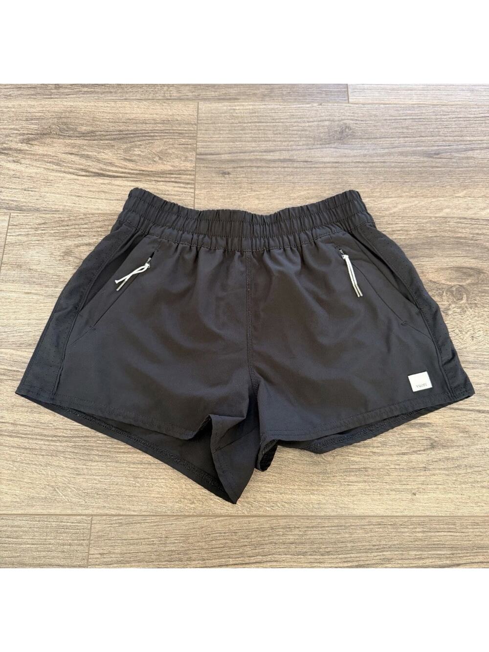 Vuori Clementine 2.5" Performance Athletic Running Shorts Black Women's size S